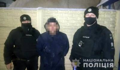 Украинец размахивал пистолетом на катке, потому что не хотел доплачивать за пребывание - narodna-pravda.ua - Россия - Украина - Запорожская обл. - Запорожье - Мариуполь