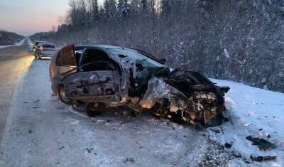 В Югре двое мужчин погибли после аварии на трассе Иртыш - nashgorod.ru - Тюмень - Югра - Скончался