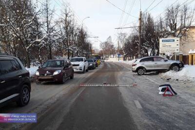 За сутки в Ивановской области произошли две аварии с участием легковых автомобилей - mkivanovo.ru - Ярославль - Иваново - Ивановская обл.