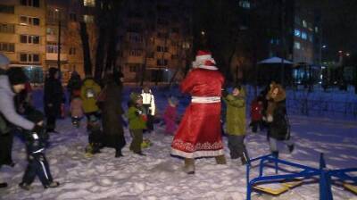 Во дворе на улице Плеханова устроили детский праздник - penzainform.ru