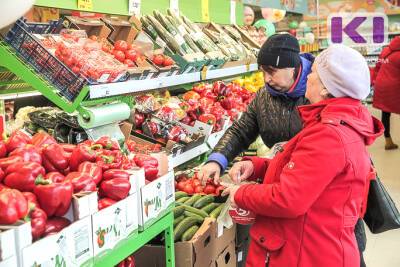 За неделю в Коми подорожали мука и огурцы, но подешевели помидоры и маргарин - komiinform.ru - респ. Коми