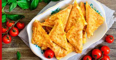 30 минут на кухне: треугольники из лаваша с сыром и ветчиной - profile.ru