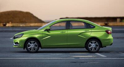 АВТОВАЗ из-за нехватки компонентов выпускает «пустые» версии LADA Vesta - runews24.ru - Ижевск - Тольятти