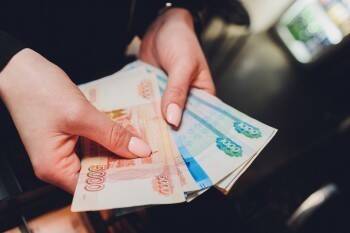 Лариса Каманина - Сотни вологодских семей получили денежные выплаты - vologda-poisk.ru - Вологодская обл.