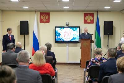 Владимир Уйба - Владимир Уйба поблагодарил проживающих в Санкт-Петербурге выходцев из Коми за вклад в развитие родной республики - komiinform.ru - Россия - Санкт-Петербург - респ. Коми