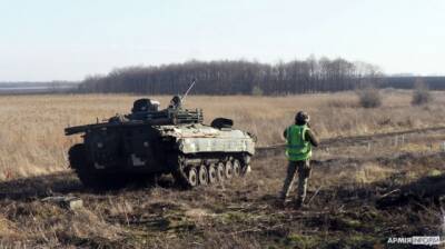 На Донбассе прошли боевые стрельбы из БМП-2 (ФОТО) - enovosty.com - Донецкая обл.