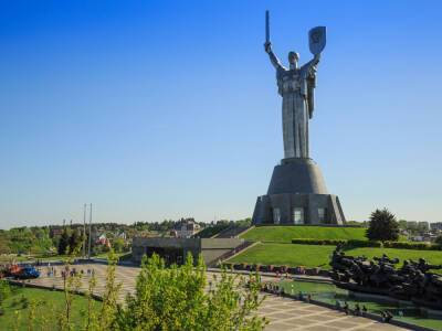Петр Порошенко - Антон Дробович - Демонтаж герба СССР из "Родины-матери" будет стоить миллионы гривен - Дробович - gordonua.com - Украина - Киев