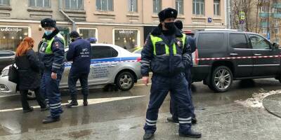 Правоохранители задержали мужчину, устроившего стрельбу в центре Москвы - runews24.ru - Москва - Днепропетровск