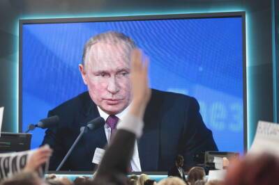 Владимир Путин - Элла Памфилова - Путин прокомментировал закон об иноагентах и призвал не использовать его для подавления прав граждан - neva.today - Россия - Санкт-Петербург