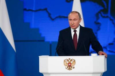Владимир Путин - Михаил Мишустин - Путин поручил кабмину составить план борьбы с «Омикрон»-штаммом коронавируса - mk.ru - Россия
