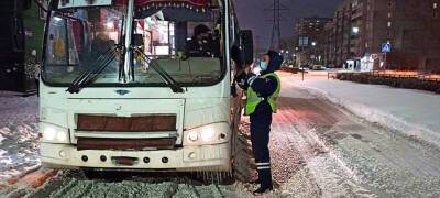 Девять человек были травмированы в ДТП с участием автобусов в Петрозаводске - stolicaonego.ru - Петрозаводск - республика Карелия