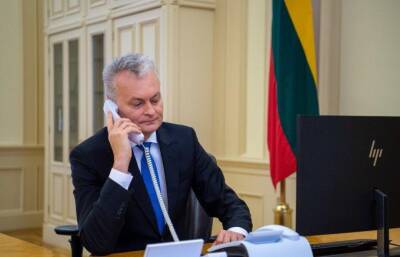 Владимир Зеленский - Гитанас Науседа - Анджей Дудой - Науседа поговорил с Зеленским и Дудой - obzor.lt - Украина - Польша - Литва - Вильнюс
