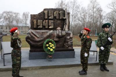 Памятник воинам-землякам появился в Липецкой области - lipetskmedia.ru - Россия - Липецкая обл. - район Краснинский