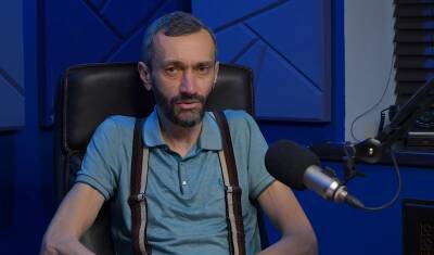 Профессор Алексей Савватеев: «Цифровизацию школ продвигают болтливые шарлатаны» - newizv.ru - Москва - Сколково