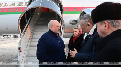 Александр Лукашенко - Лукашенко направился с рабочим визитом в Россию - belta.by - Россия - Санкт-Петербург - Белоруссия - Минск