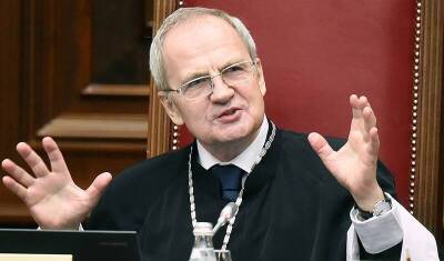 Ржавая скрепа от Зорькина: Председатель КС призвал вернуть смертную казнь - newizv.ru - Россия