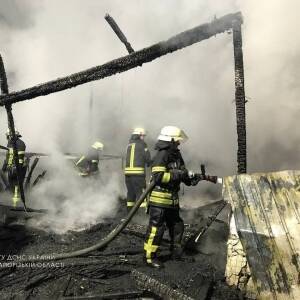 В Запорожье на Набережной произошел масштабный пожар в кафе. Фото - reporter-ua.com - Украина - Запорожская обл. - Запорожье