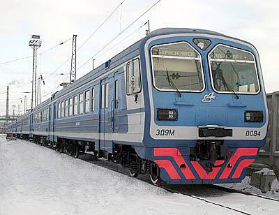В Ишиме из-за опоздания поезда пассажир получил травмы: пытался на ходу запрыгнуть в вагон - nakanune - Москва - Красноярск