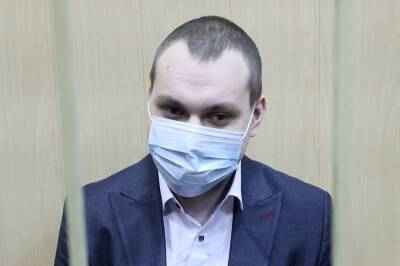 Юрий Хованский - Перед заседанием по делу блогера Хованского неизвестный "заминировал" во все районные суды Петербурга заголовок надо поменять - Русская семерка - russian7.ru - Санкт-Петербург