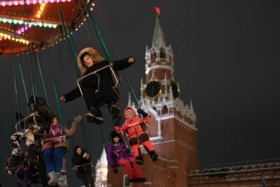 Доступ на Красную площадь в Москве ограничат с 17:00 в канун Нового года в связи с коронавирусом - interfax-russia.ru - Москва - Москва