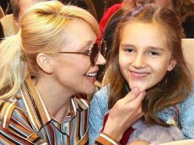 Алла Пугачева - Кристина Орбакайте - Орбакайте пропихнула 9-летнюю внучку Пугачевой на шоу: «Как когда то Кристина с Аллой…» - politeka.net - Украина