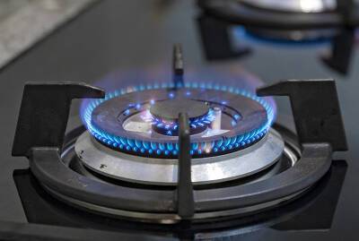 Цена на газ в Европе упала ниже 1000 долларов за тысячу кубов - tvc.ru - Лондон