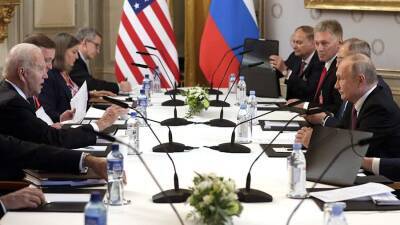 Владимир Путин - Джо Байден - Байден заверил в заинтересованности в диалоге с РФ - iz.ru - Россия - США - Израиль