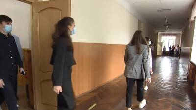 Продление каникул из-за нового штамма ковида «Омикрон»: киевлянам дали ответ - politeka.net - Украина - Киев - Киев