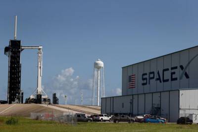 Джефф Безос - Ричард Брэнсон - SpaceX привлекла 337 миллионов долларов финансирования от своих акционеров - epravda.com.ua - Украина