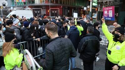 На Таймс-сквер в Нью-Йорке, несмотря на пандемию, пройдут новогодние гуляния - golos-ameriki.ru - Нью-Йорк - Нью-Йорк