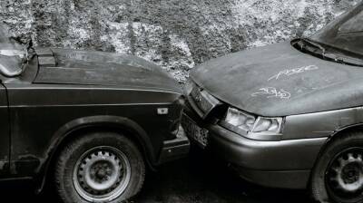 В Воронежской области в ДТП со столбом пострадали мужчина и трое его детей - vestivrn.ru - Воронеж - Воронежская обл.