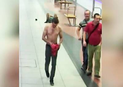Трое неизвестных жестоко избили пассажира пражского метро: видео - vinegret.cz - Чехия