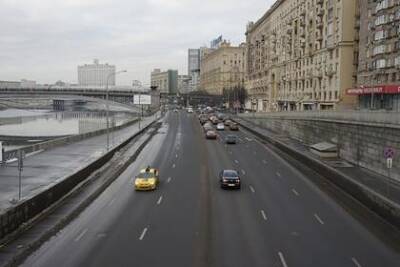 Россиян ограничат в использовании личных автомобилей - lenta.ru - Россия - Экология