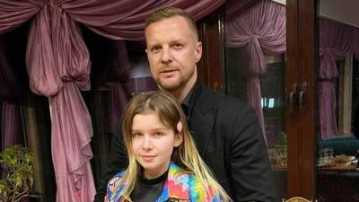 Вячеслав Малафеев - «Тернии, ошибки, болезни»: Малафеев поздравил осужденную за наркотики дочь с 18-летием - 5-tv.ru