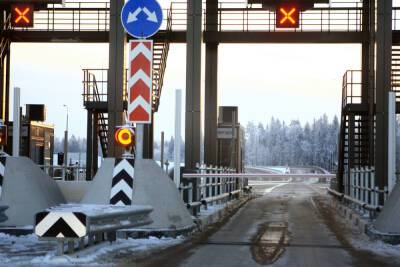 Автомобилисты Петербурга из-за пробки переплатили в 26 раз за проезд по М-11 «Нева» - spb.mk.ru - Санкт-Петербург - Тверь