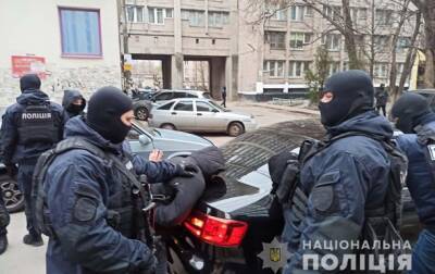 В Днепре задержали трех вооруженных иностранцев, грабивших квартиры - korrespondent.net - Украина - Днепр