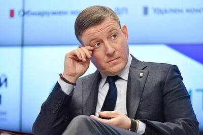 Дмитрий Медведев - Андрей Турчак - Турчак предложил Дарью Лантратову на должность замсекретаря Генсовета ЕР - lenta.ru - Россия