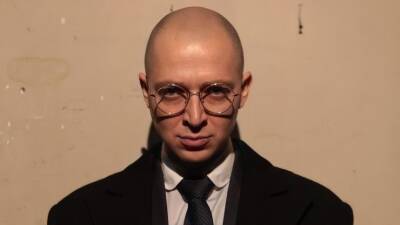 Елена Драпеко - Елена Драпеко сравнила Оксимирона с поэтами Серебряного века: «Ранний Маяковский» - 5-tv.ru - Россия