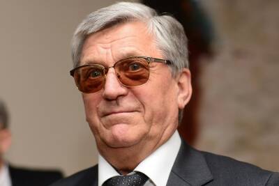 Александр Тихонов - Матвей Елисеев - Тихонов: "Прошу тренерский штаб и министерство спорта выгнать Елисеева из сборной России" - sport.ru - Россия