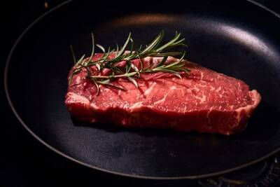 Названы продукты для повышения гемоглобина - lenta.ru