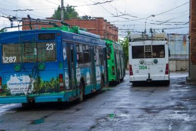 Новосибирские троллейбусы продолжают бить током пассажиров - novos.mk.ru - Новосибирск