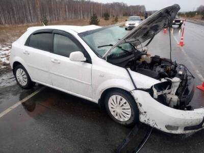 В Тюменской области при столкновении двух авто пострадали четыре человека - znak.com - Тюменская обл. - Шадринск - Ялуторовск