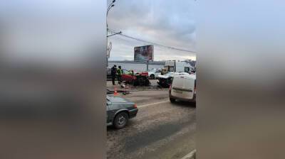 Число пострадавших в массовом ДТП на Чернавском мосту в Воронеже возросло до 7 - vestivrn.ru - Воронеж