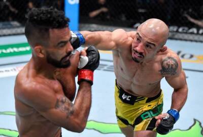 Жозе Алдо - Роб Фонт - Бывший чемпион UFC Алдо победил Фонта в главном бою турнира в Лас-Вегасе - sport.bigmir.net - США - Бразилия - шт. Невада - Вегас
