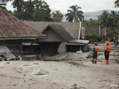 В результате извержения вулкана в Индонезии погибло минимум 13 человек - gordonua.com - Украина - Индонезия