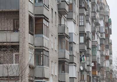 В России начнут штрафовать за несогласованное остекление балкона - ya62.ru - Россия