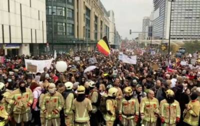 В Брюсселе вновь протестуют против карантинных ограничений - ru.slovoidilo.ua - Украина - Бельгия - Washington - Брюссель - Brussels