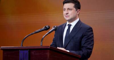Владимир Зеленский - Украина непобедима благодаря волонтерам, — Зеленский - dsnews.ua - Украина - Киев