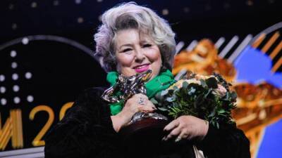 Лера Кудрявцева - Тарасова отказывается здороваться с Башаровым из-за избиения Архаровой - inforeactor.ru