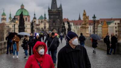 Майкл Райан - ВОЗ заявила, что в мире не зафиксировано ни одной смерти от штамма «омикрон» - vm.ru